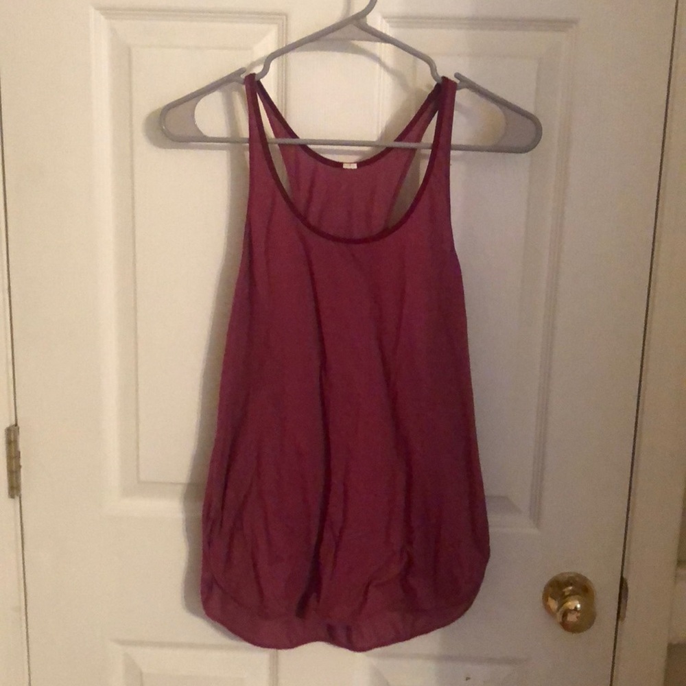 Lululemon red tank